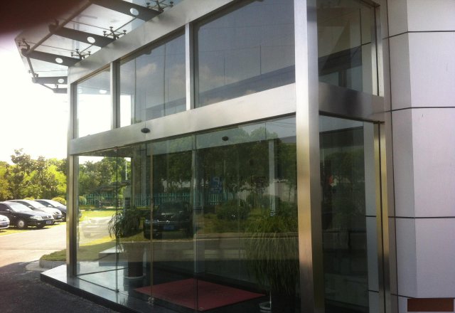 顺义区安装玻璃门后沙峪安装感应门厂家价格