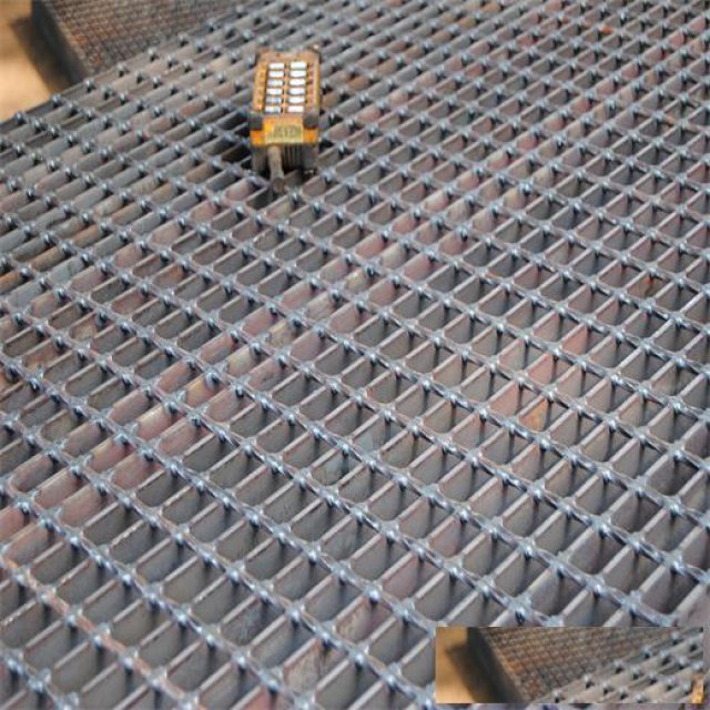 齿形钢格板热镀锌钢格板下水道盖板不锈钢格栅板洗车房格栅