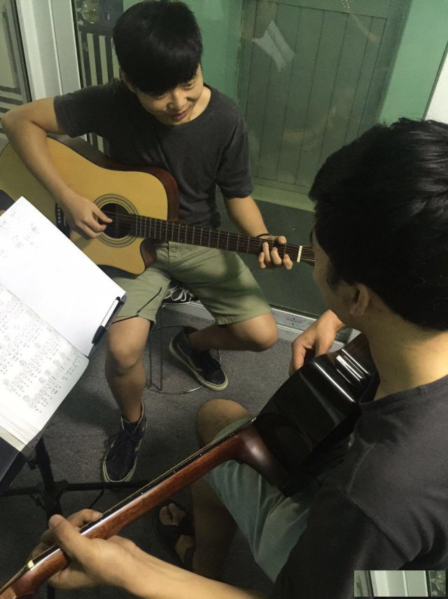 南山白石洲学吉他必练的吉他技巧