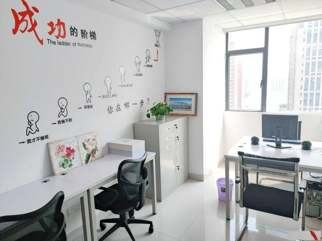 南城直租落地窗精装小型办公室，外贸电商联合办公驻点
