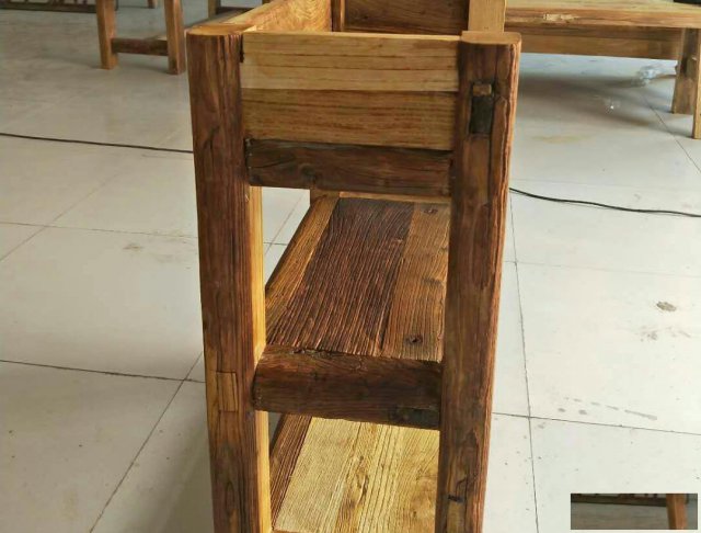 定做老榆木家具桌椅凳床沙发和各种牌匾及音箱