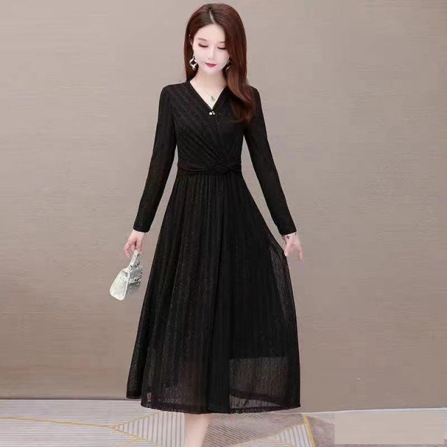 品牌折扣女装一手货源品牌女装折扣批发服装一手货源批发