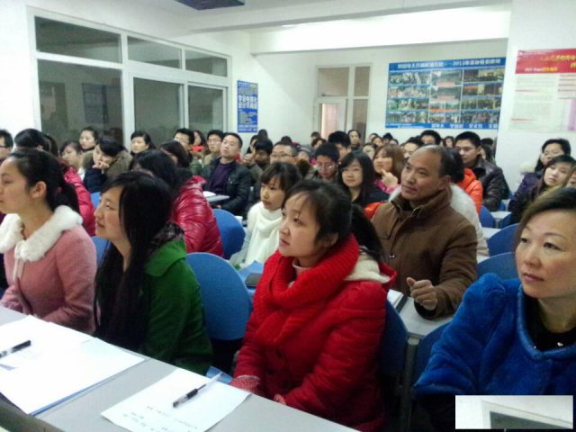 你还在为学历不够而找不到工作烦恼吗？