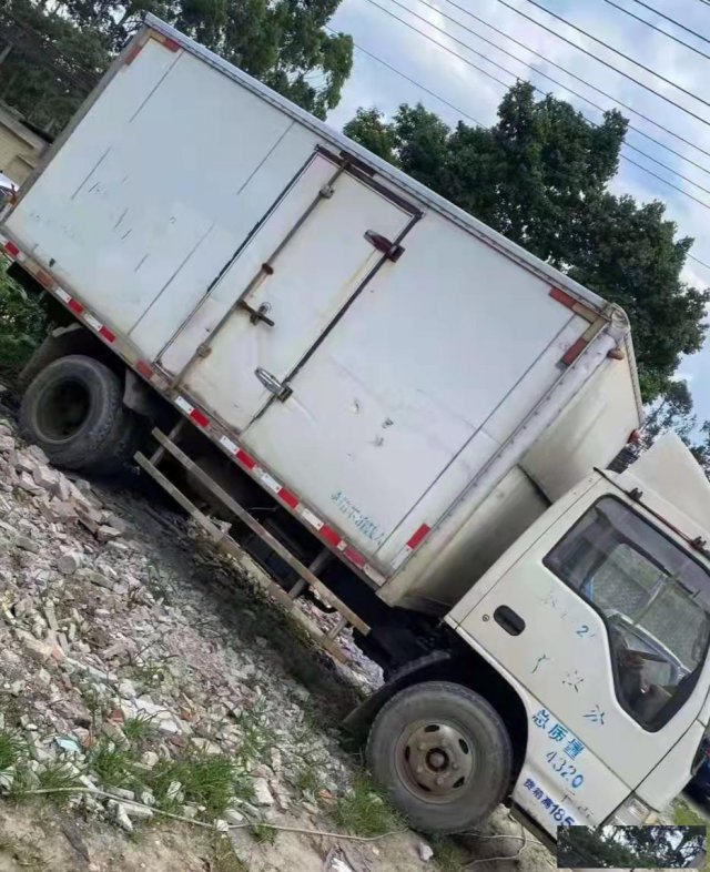 四川省成都市废旧汽车回收公司四川省成都市废旧机动车回收公司