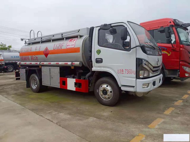 上好西安牌的5吨加油车价格