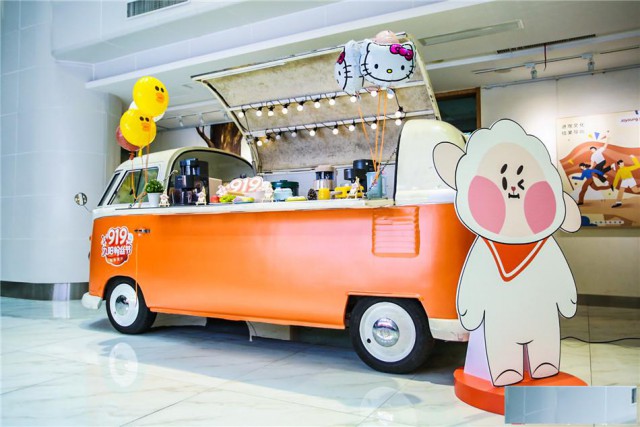 上海大众T1出租移动餐车租赁流动广告车出租