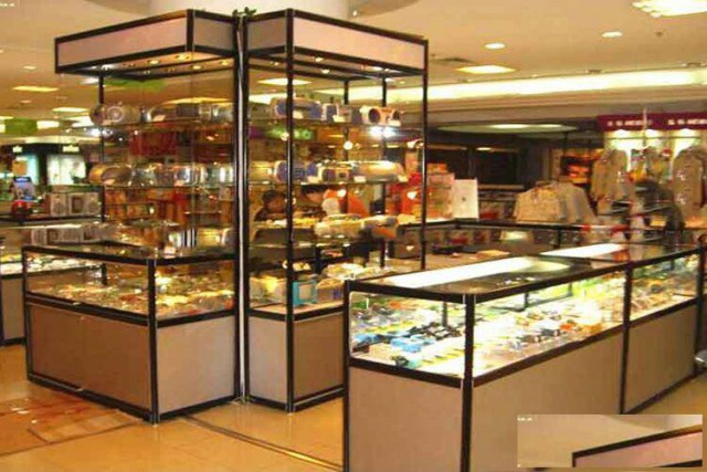 珠宝首饰柜化妆品展示柜租赁