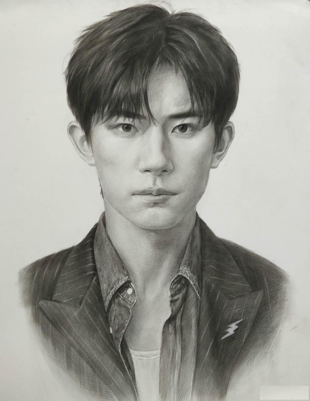 广州哪里可以学画画？素描头像班优惠招生中