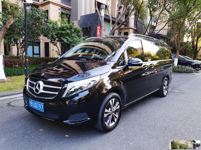 企业单位长包车租赁上海奔驰V260L出租会议租车