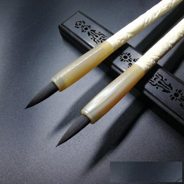 胎毛笔老店满月上门理胎毛现场制作胎毛笔脐带章手足印