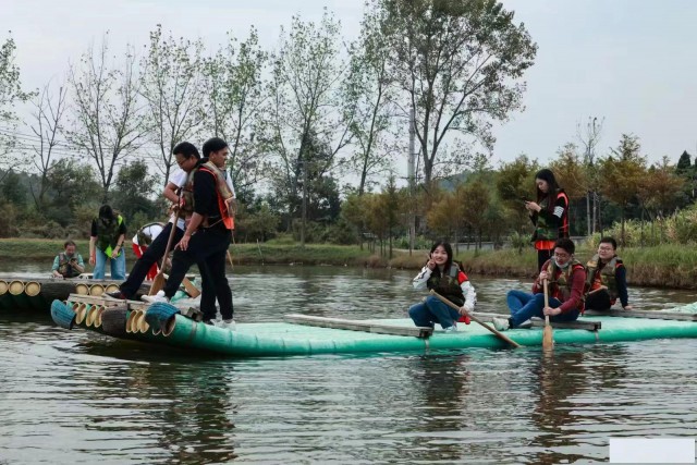 车间主任侃侃而谈武汉公司集体出游那些亮点那些高兴的事