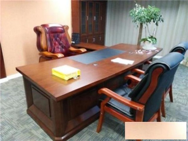 合肥蜀山区办公家具回收员工工位回收柜台货架回收