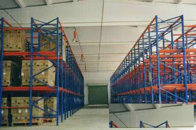 二手货架回收，回收仓库中型重型货架，旧货架回收