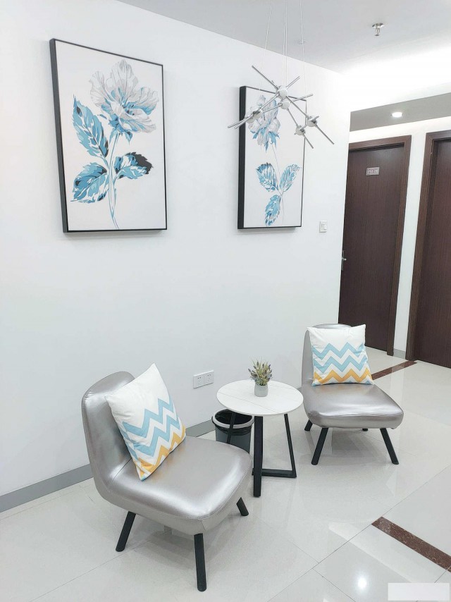 华凯大厦写字楼招租精装修、省钱省心，交通便利，购物便利