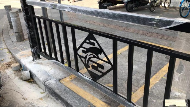 南沙区马路交通护栏锌钢护栏市政护栏