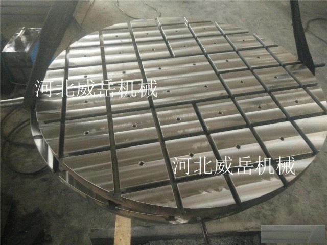 泊头威岳造大型铸铁平台4条槽供应焊接平台质量优