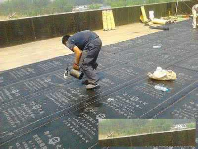 朝阳区专业屋顶防水楼顶做防水专业窗户漏水维修