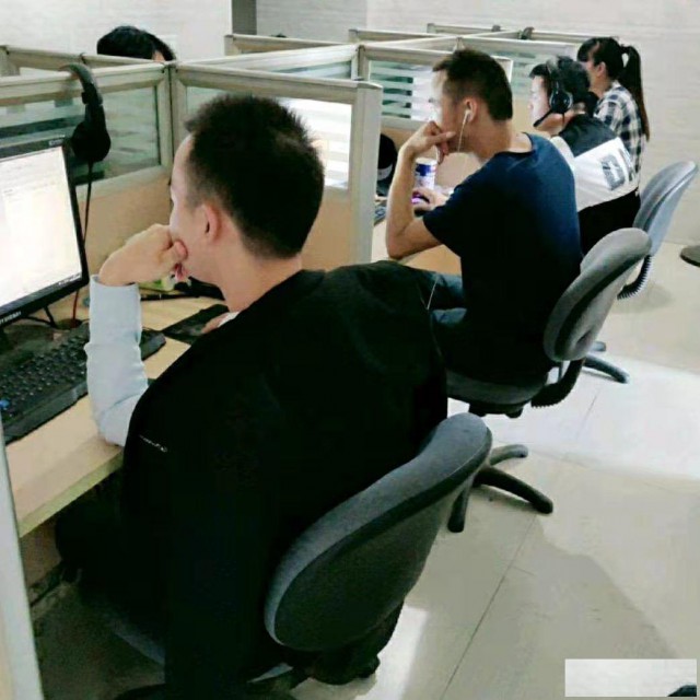 工厂师傅培训UG产品设计学员.CNC数控编程学员