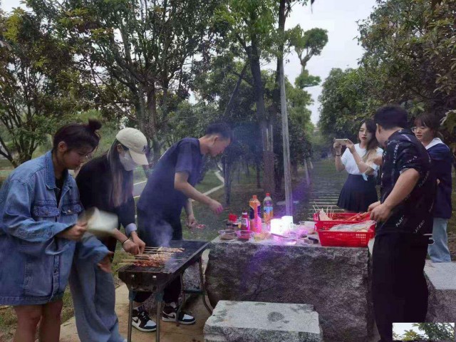 户外野炊烧烤，家庭聚会，亲子游，公司团建