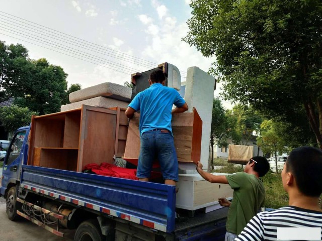 郑州龙子湖搬家公司电话龙子湖小货车拉货搬家