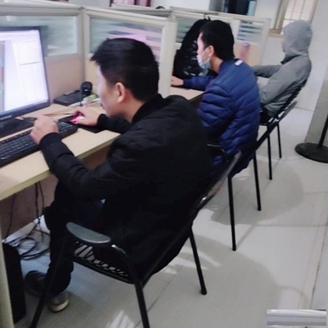 荣昶模具设计培训产品编程UG编程CAD机械制图培训