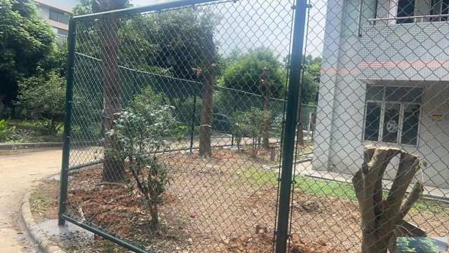 2.5米高小区围栏勾花网球场围栏网