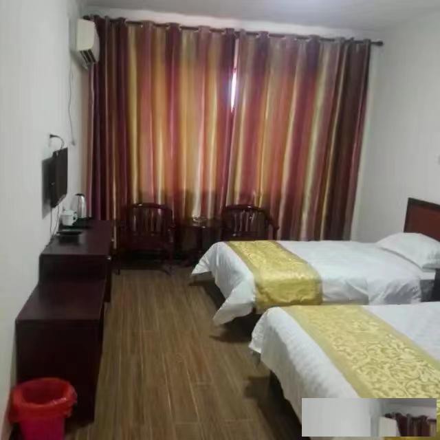 特佳铺编号221东光县府前大街临街宾馆出租，设备齐全