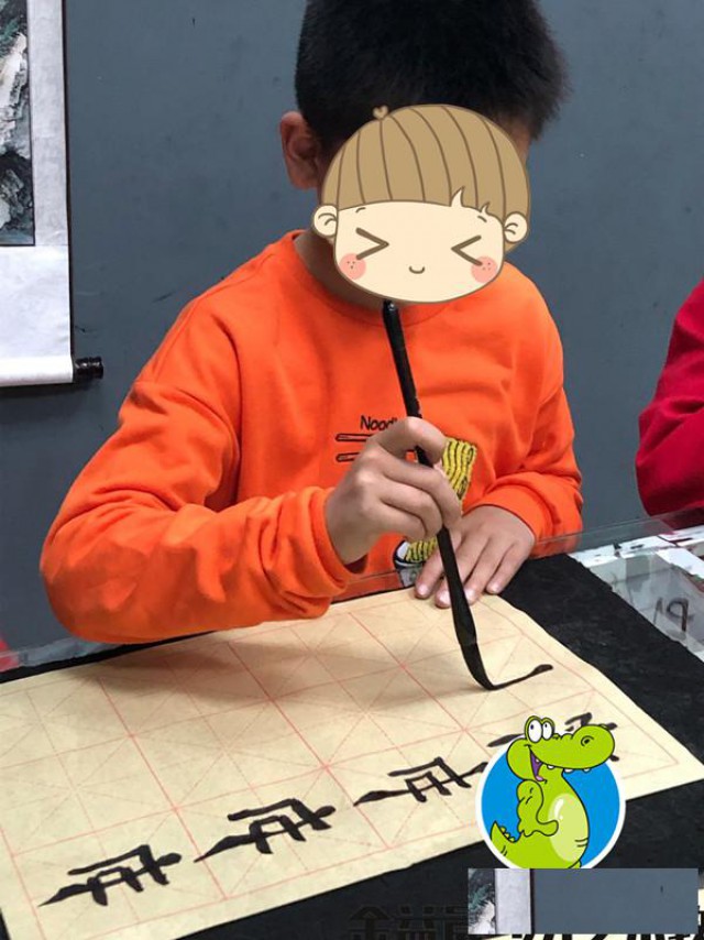 写一手好字，来科技城文体金益晨体验硬笔，楷书隶书行书都有