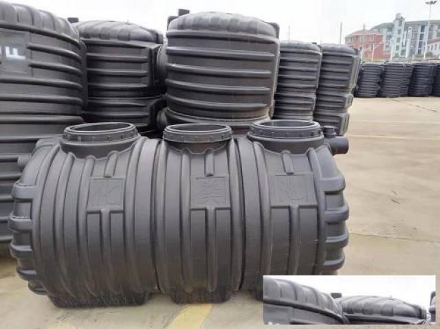 湖北龙康f专业生产PE吹塑一体式三格化粪池黑色