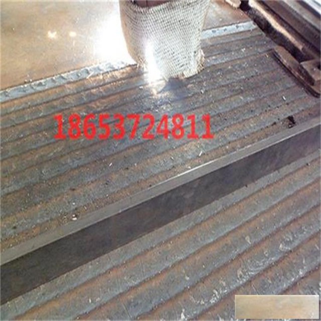 双金属耐磨板高耐磨耐腐蚀的耐磨板