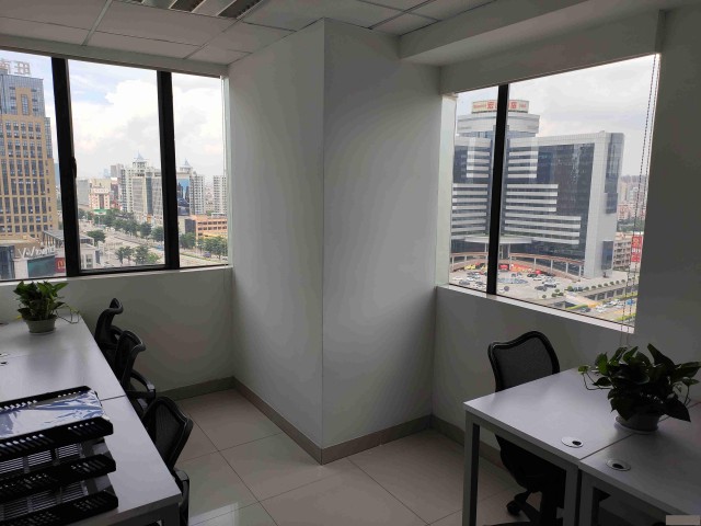 采光通透，格局方正，小面积办公室企业孵化器