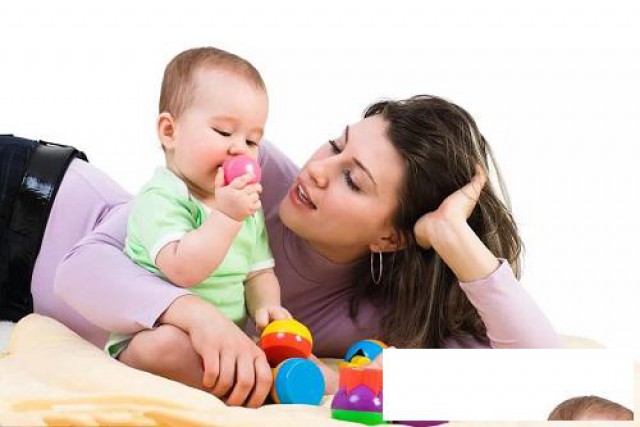 西城区虎坊路客户需住家育儿嫂照顾3岁女孩远大路爱侬