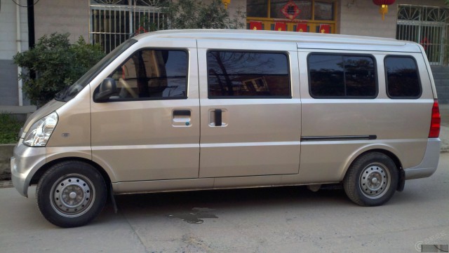 郑州经开区面包车出租拉货师傅电话面包车小型搬家