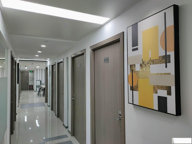 市中心地段好，位置佳，形象好，人气旺，办公氛围好