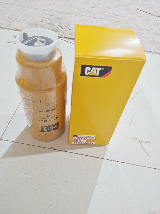 423-8521卡特挖掘机油水分离过滤器滤芯的主要作用