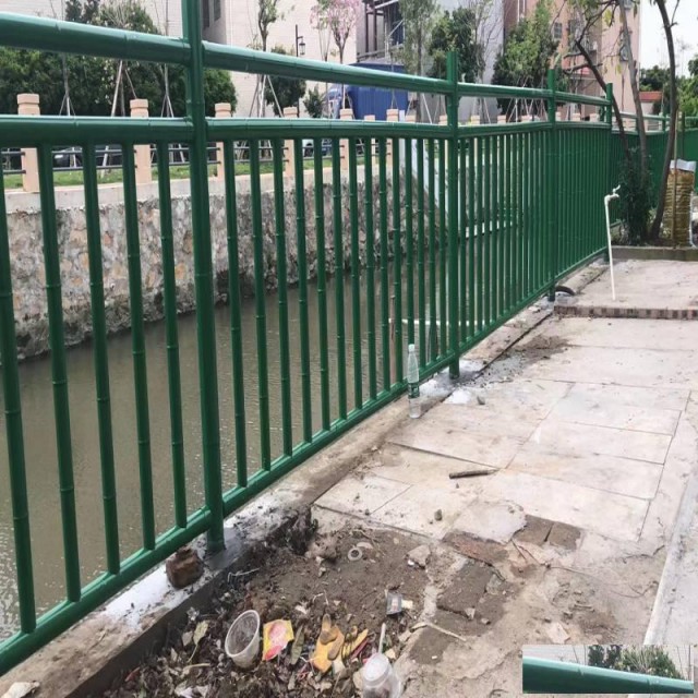 书奎筛网供应河涌护栏不锈钢仿竹护栏