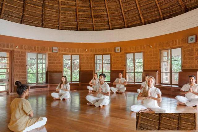 瑜伽教练山中专业培训提供哈他瑜伽培训服务