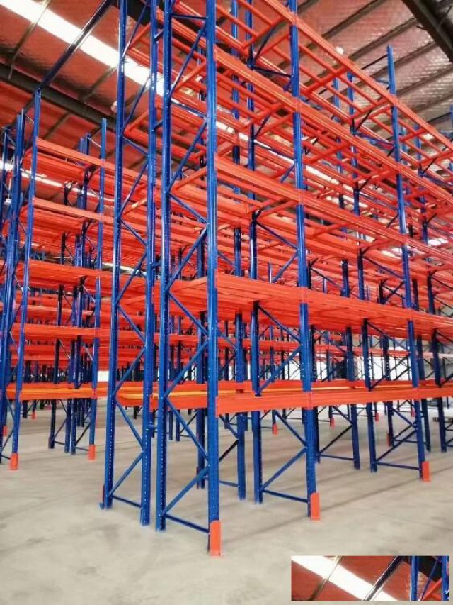 回收二手仓库中型重型货架，二手货架回收电话