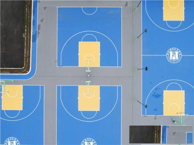 硅PU球场材料胶水使用注意事项