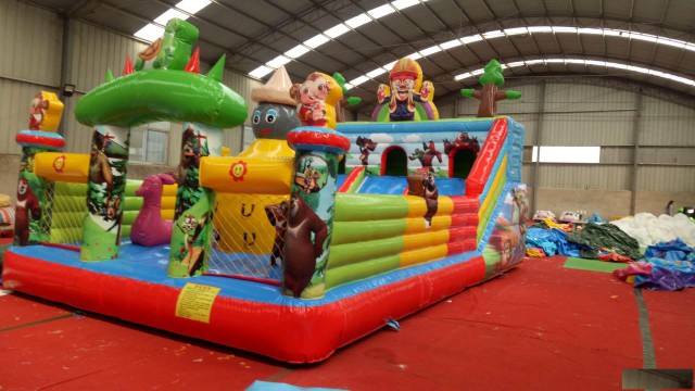 转马、轨道火车、升降飞机、碰碰车.多人车