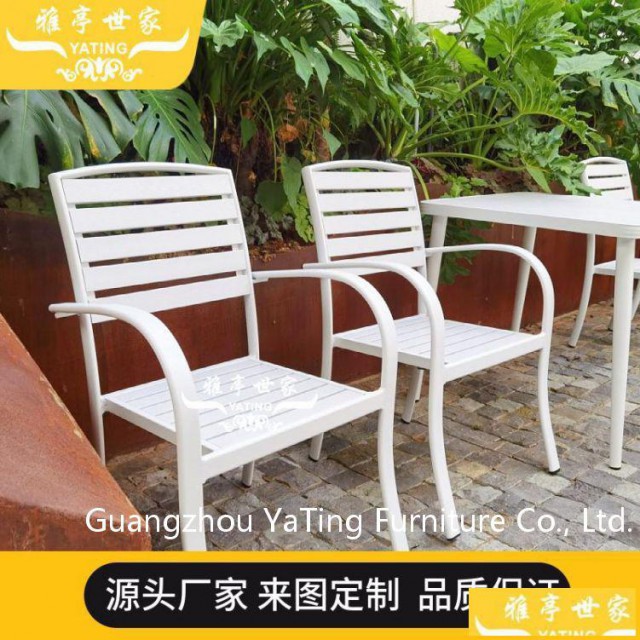 雅亭家具定制YT0008室外塑木休闲桌椅露天咖啡店奶茶店桌椅