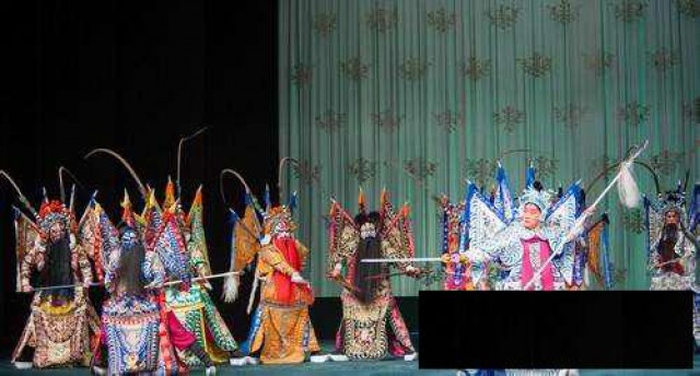 北京主持人舞蹈礼仪模特相声沙画舞狮舞龙水上芭蕾花式调酒