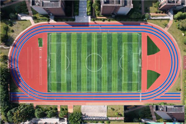 新国标塑胶跑道施工