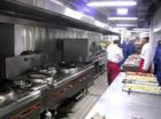 太仓回收酒店设备用品厨房设备空调回收