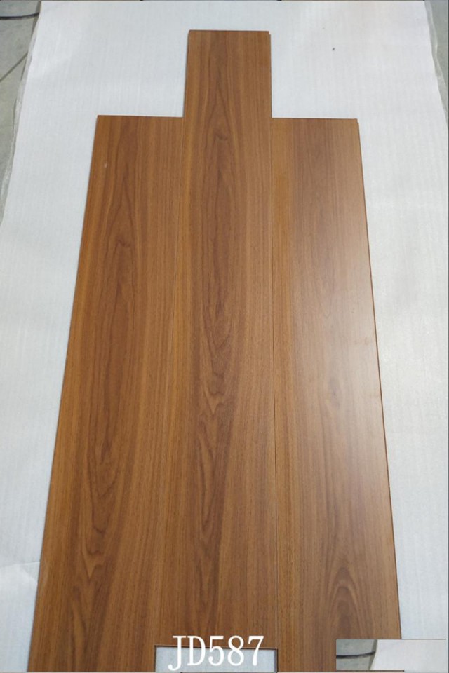 黑胡桃色复合木地板工程9mm强化地板厂家批发佛山耐磨木地板