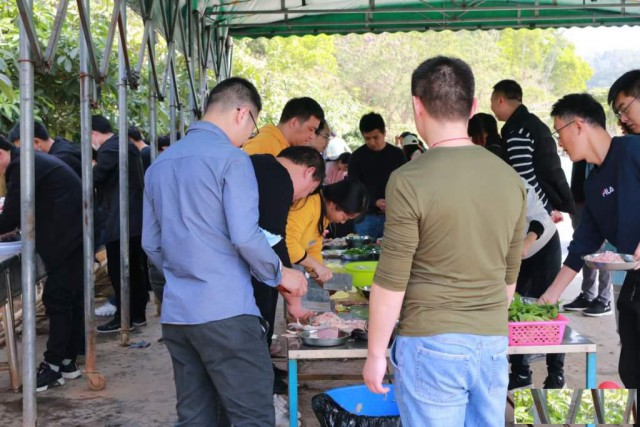 深圳坪山公司团建拓展烧烤采摘的农家乐