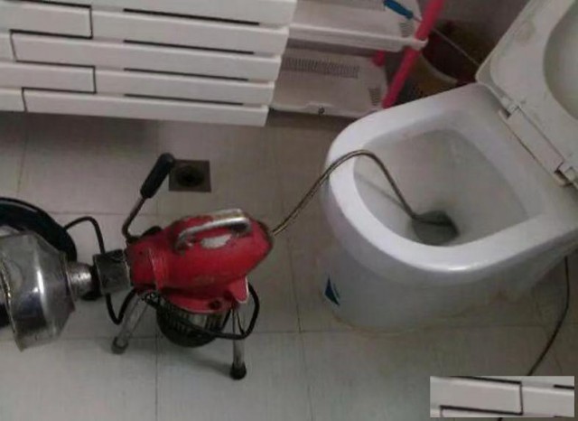 上海下水道疏通虹口区厨房管道疏通维修漏水