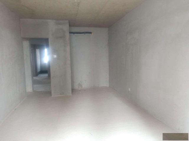 沧州新华区万荣小镇两室一厅低价出售，可直接改名