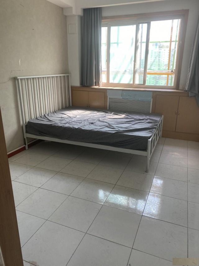 地铁房顺四条甲20号院