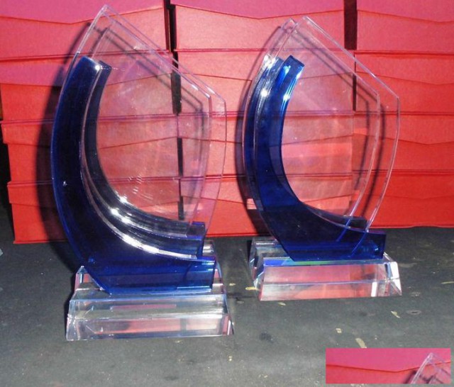 西安奖杯刻字西安水晶奖杯礼品奖杯制作批发